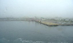 霧の青森フェリーターミナル